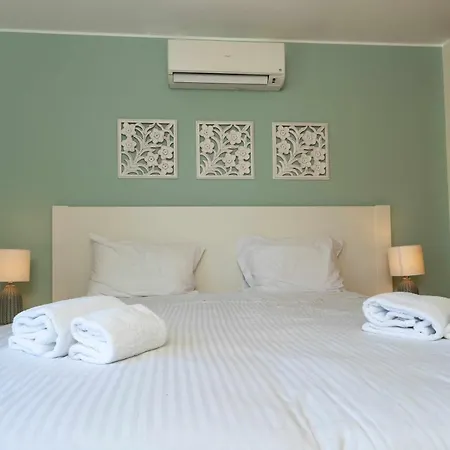 Verdemar Gardens By Your Algarve 公寓 *